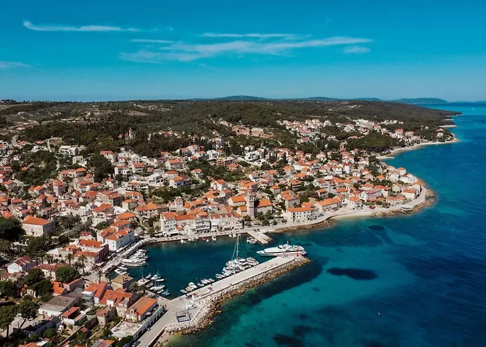 Вилла Beautifull Adriatis With Pool In Brac