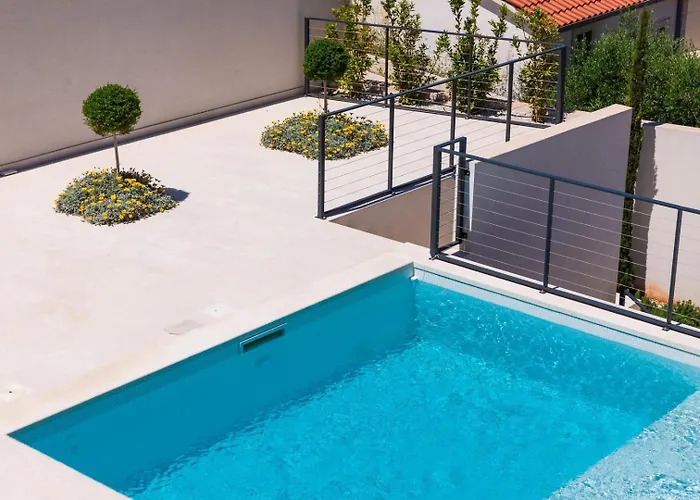 Beautifull Adriatis With Pool In Brac Вилла Сутиван
