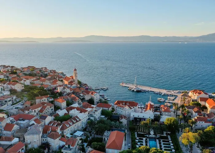 Vila Beautifull Adriatis With Pool In Brac Sutivan