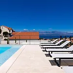 Beautifull Adriatis With Pool In Brac