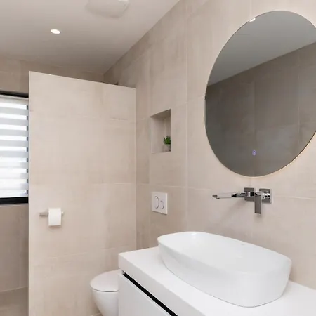 Beautifull Adriatis With Pool In Brac Вилла Сутиван